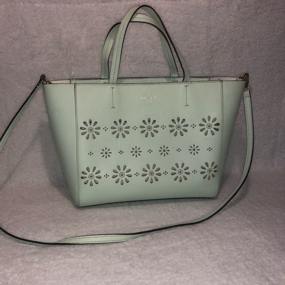 kate spade Handbags - Kate Spade Large Leather Tote
